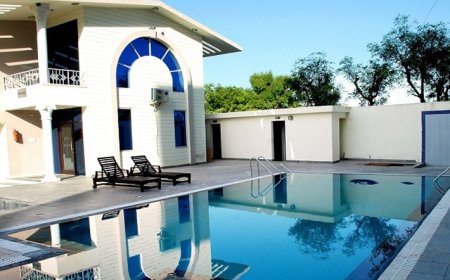 Pitrashish Grand, Karol Bagh, Rs.1050, 4.3/5.0, Delhi