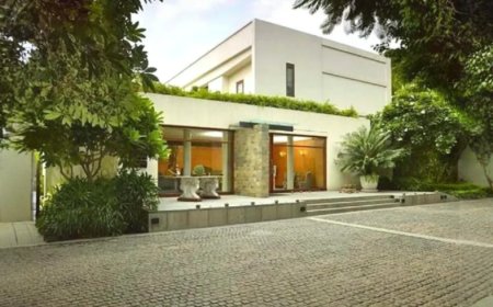 The Bristol Hotel, New Friends Colony, ₹2500–9000, 4.3/5.0, South Delhi