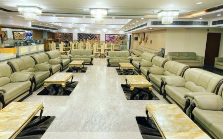 Lagoona Emerald, Wazirpur, Rs 1800, 4.2/5.0, North Delhi