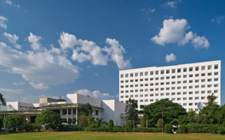 Hotel Clarks Amer, Durgapura, Rs 2500, 4.0/5.0, Jaipur