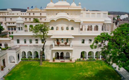 The Raj Palace, Amer Road, Rs 2500, 4.6 /5.0, Jaipur