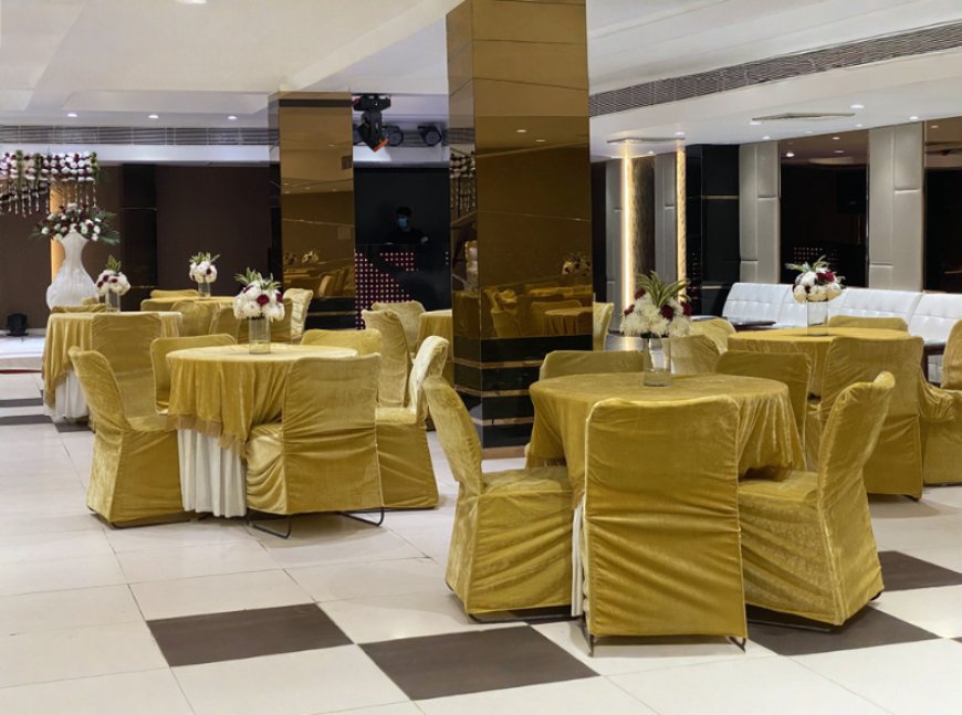 Raunak Banquet, Kalkaji, ₹1600–5000, 4.3/5.0, South Delhi